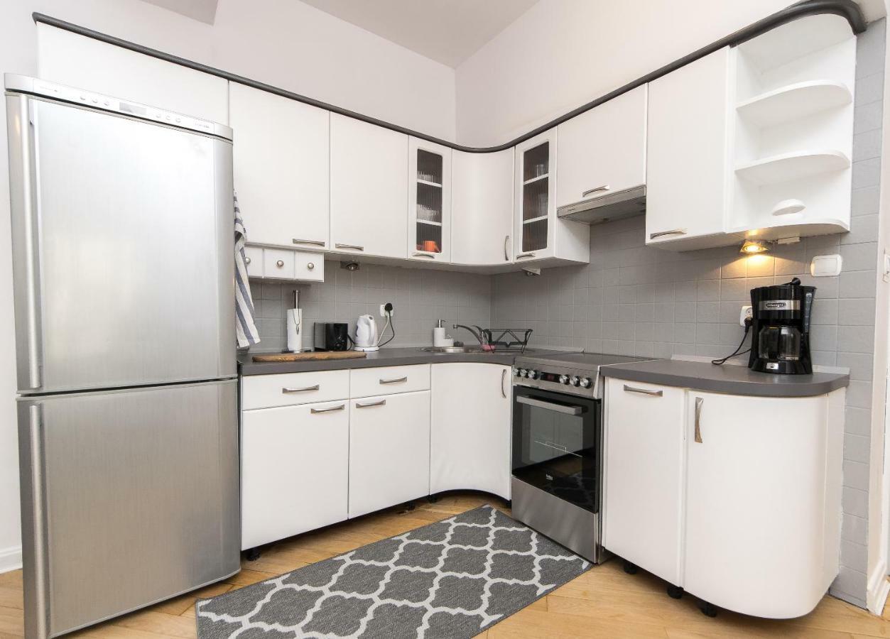 Spacious Apartment In Old Town P4You Pl クラクフ エクステリア 写真